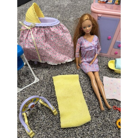 Vintage Barbie Happy Family Midge Doll With Nursery - Picture 3 of 9